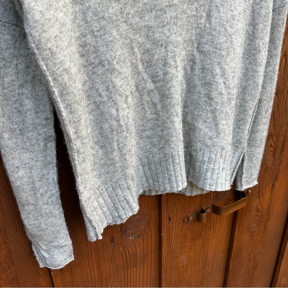 Skull Cashmere sweater - Picture 3 of 9